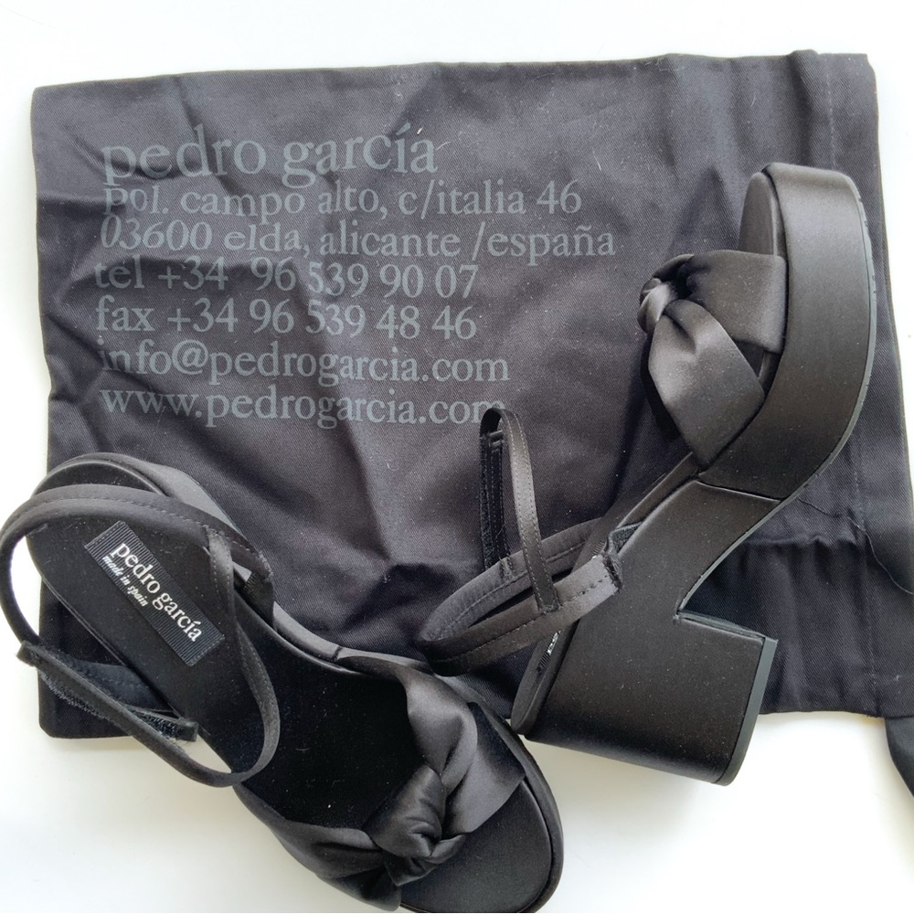 Pedro Garcia Dala Knot Satin Block Heel Size 39 RETAIL $600 - Picture 10 of 10